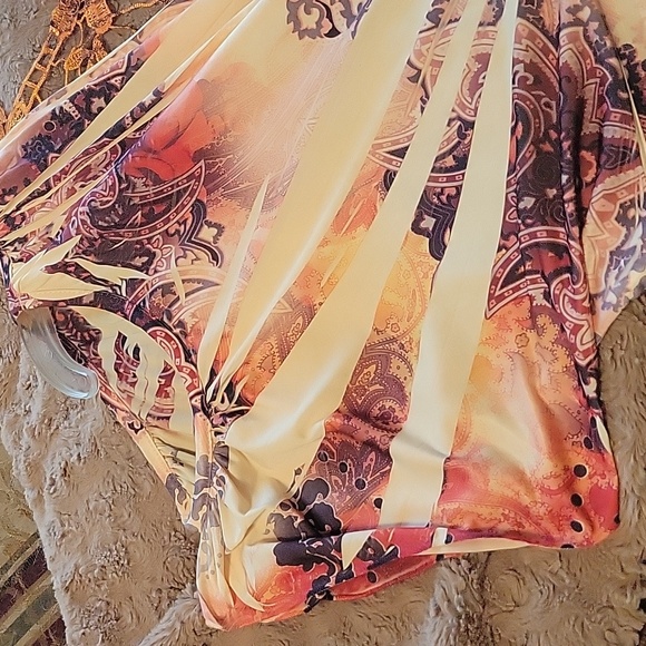 Maxi comfortable tie dye n peach,yellow,orange with brown.size small One World - Picture 6 of 10